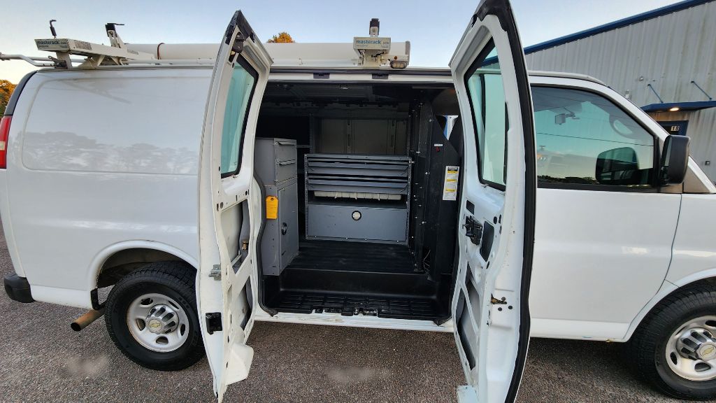 2013 Chevrolet Express Cargo Work Van - Photo 6