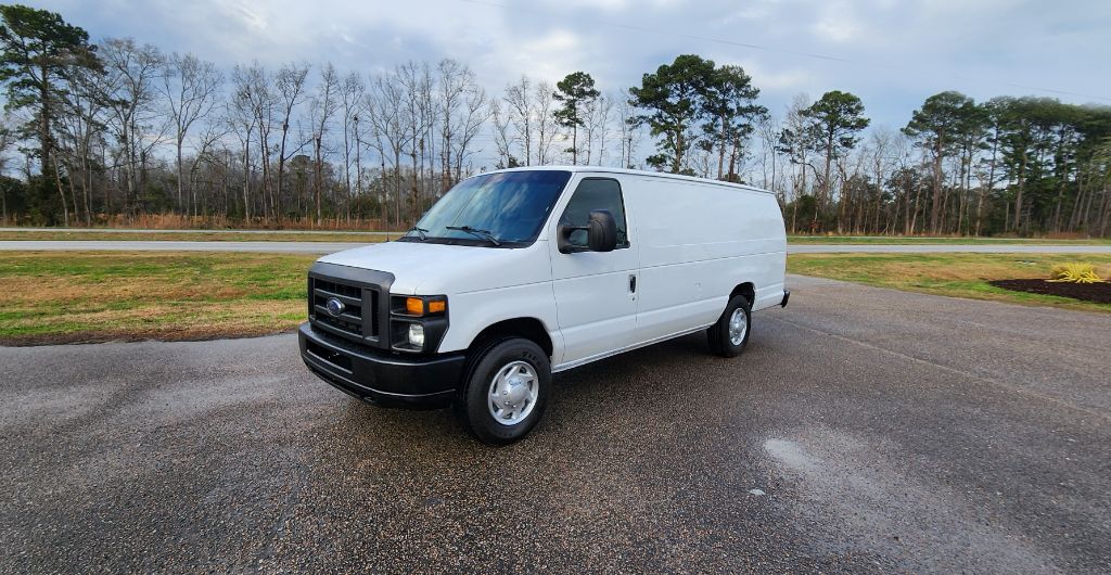 2010 Ford E-Series Econoline Van Commercial