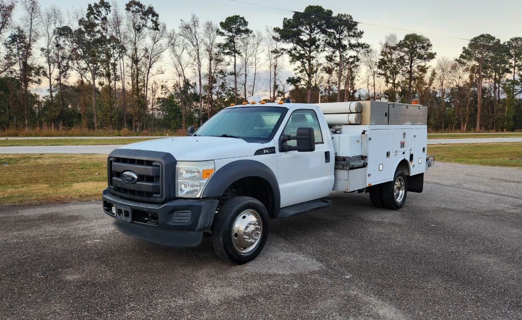 2012 Ford F-450 Super Duty Chassis Cab XL